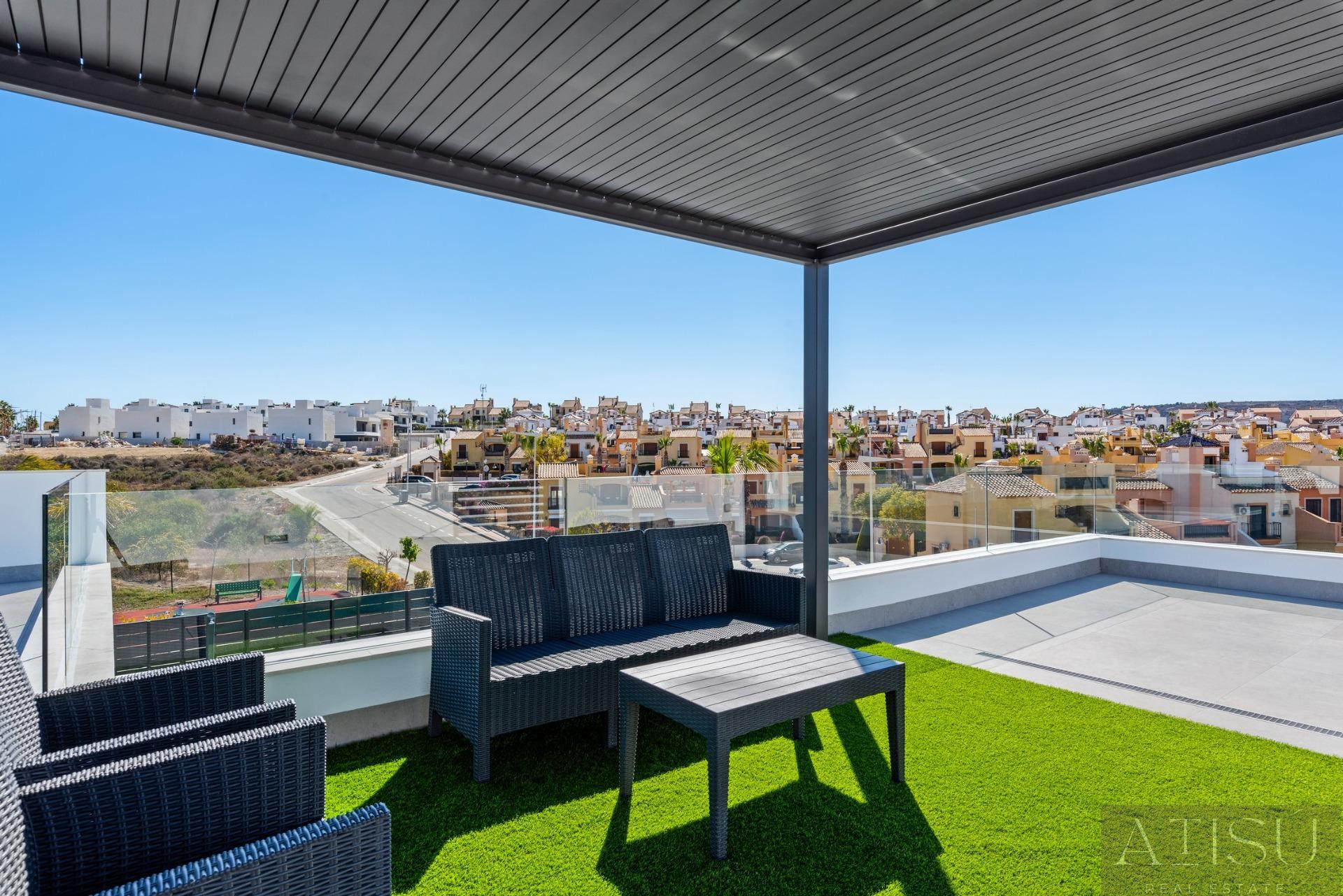 Venta de villa en Algorfa