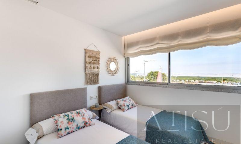 For sale of bungalow in Torrevieja
