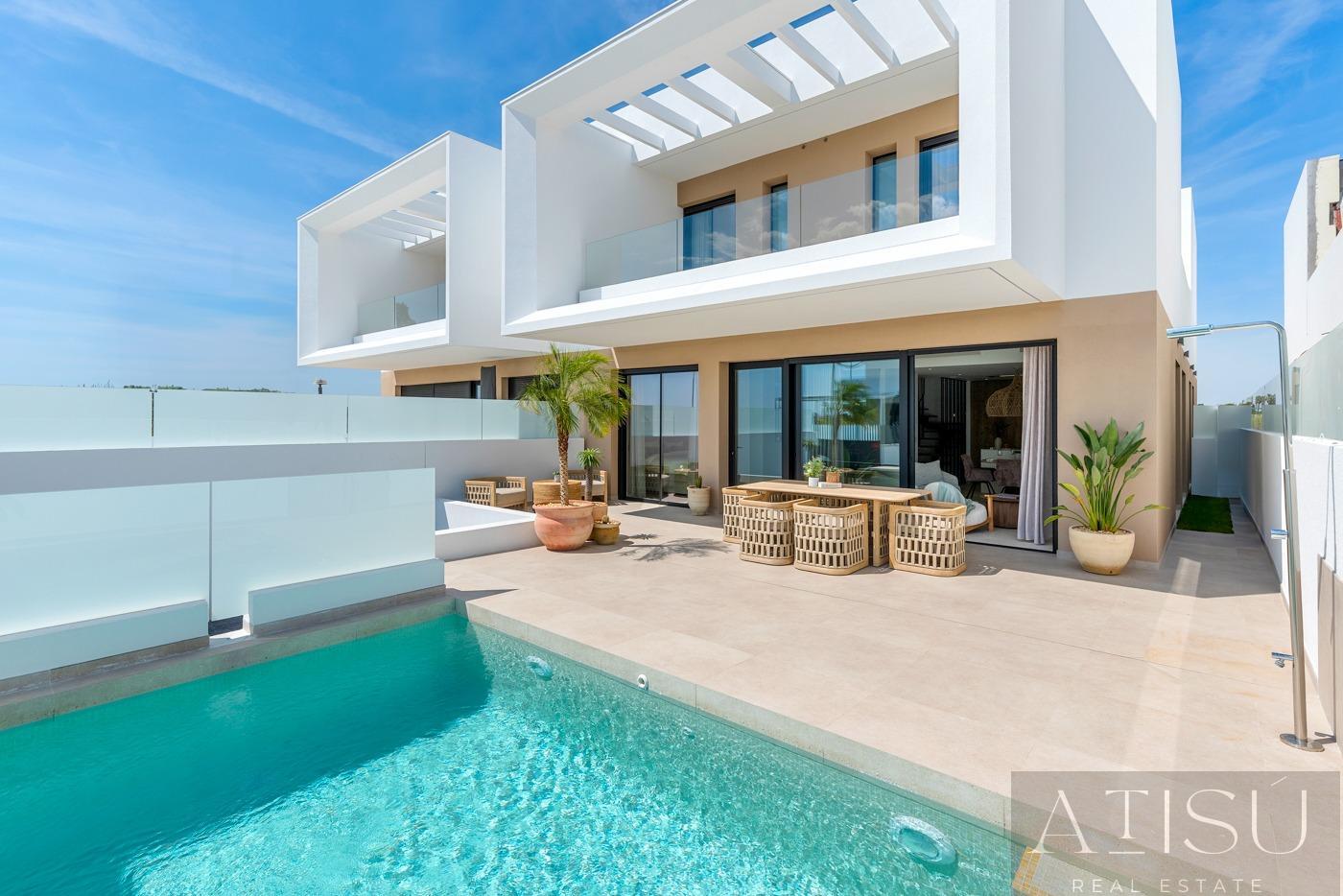 Venta de villa en Dolores