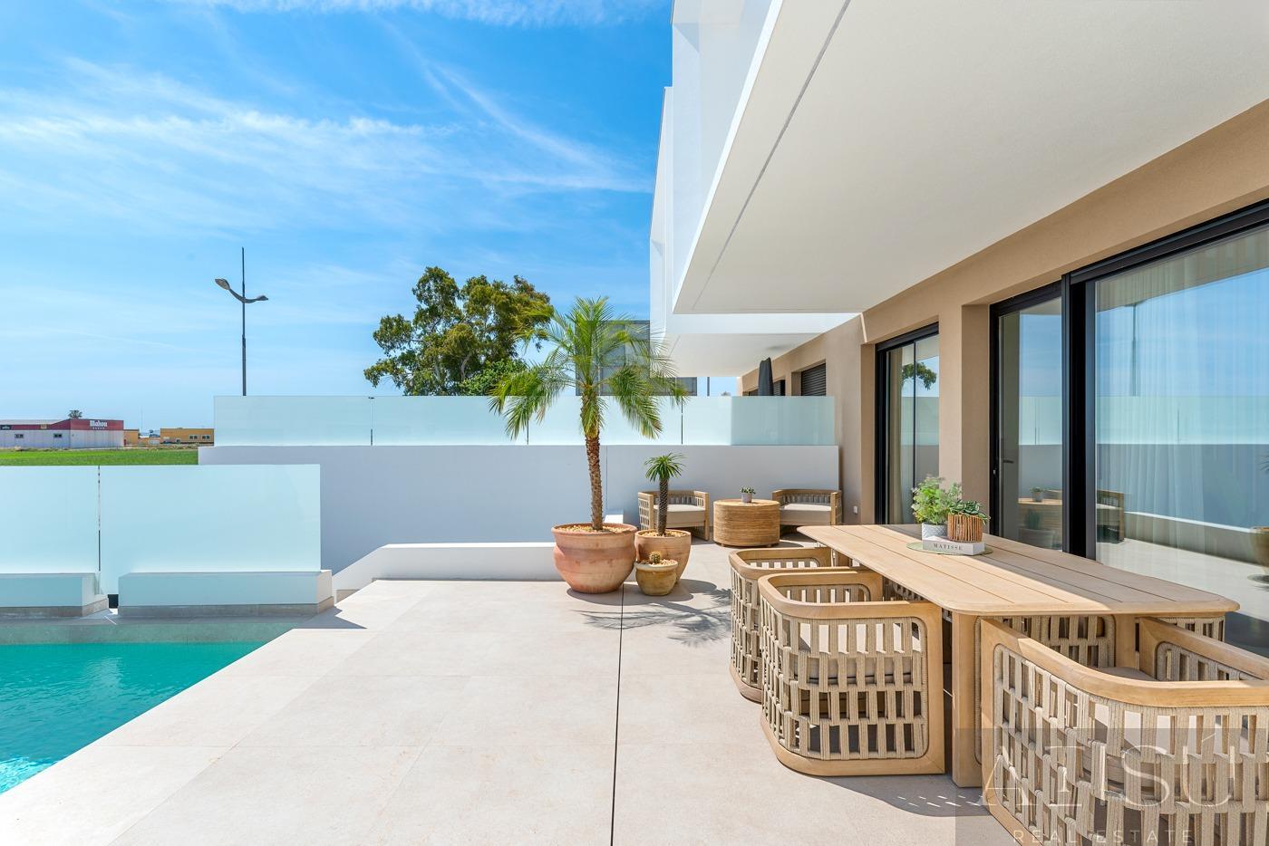 Venta de villa en Dolores