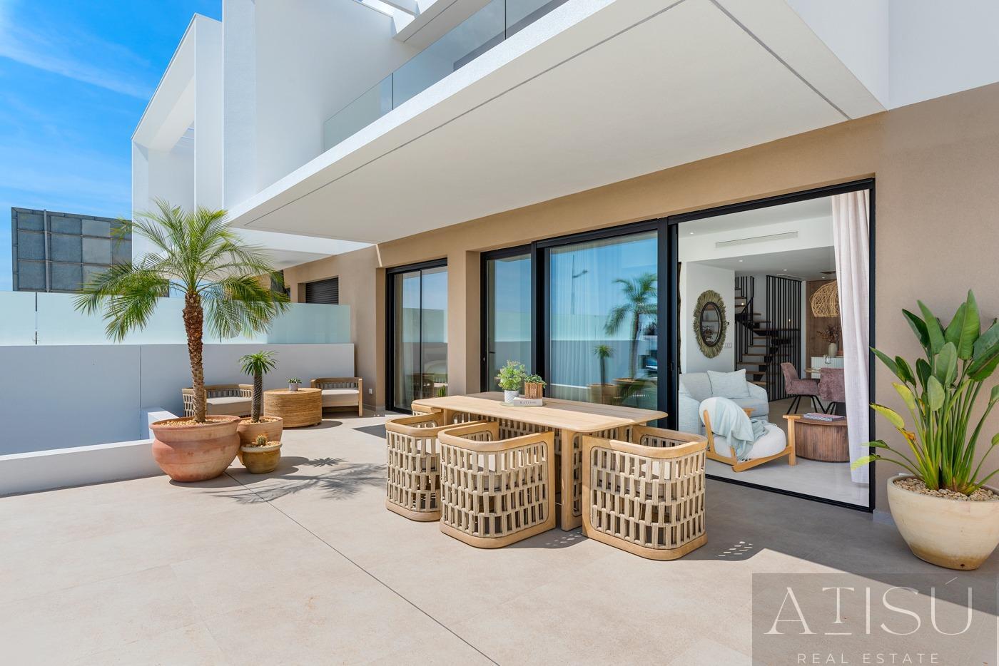 Venta de villa en Dolores