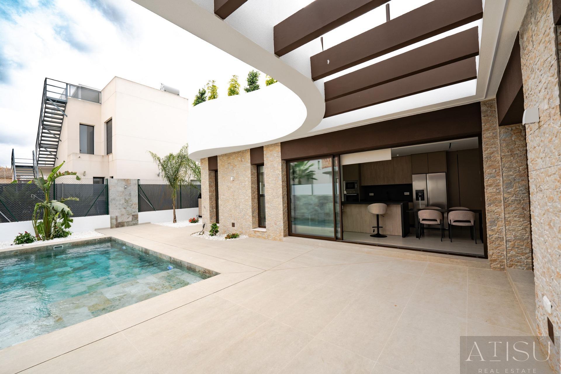 Venta de villa en Almoradi