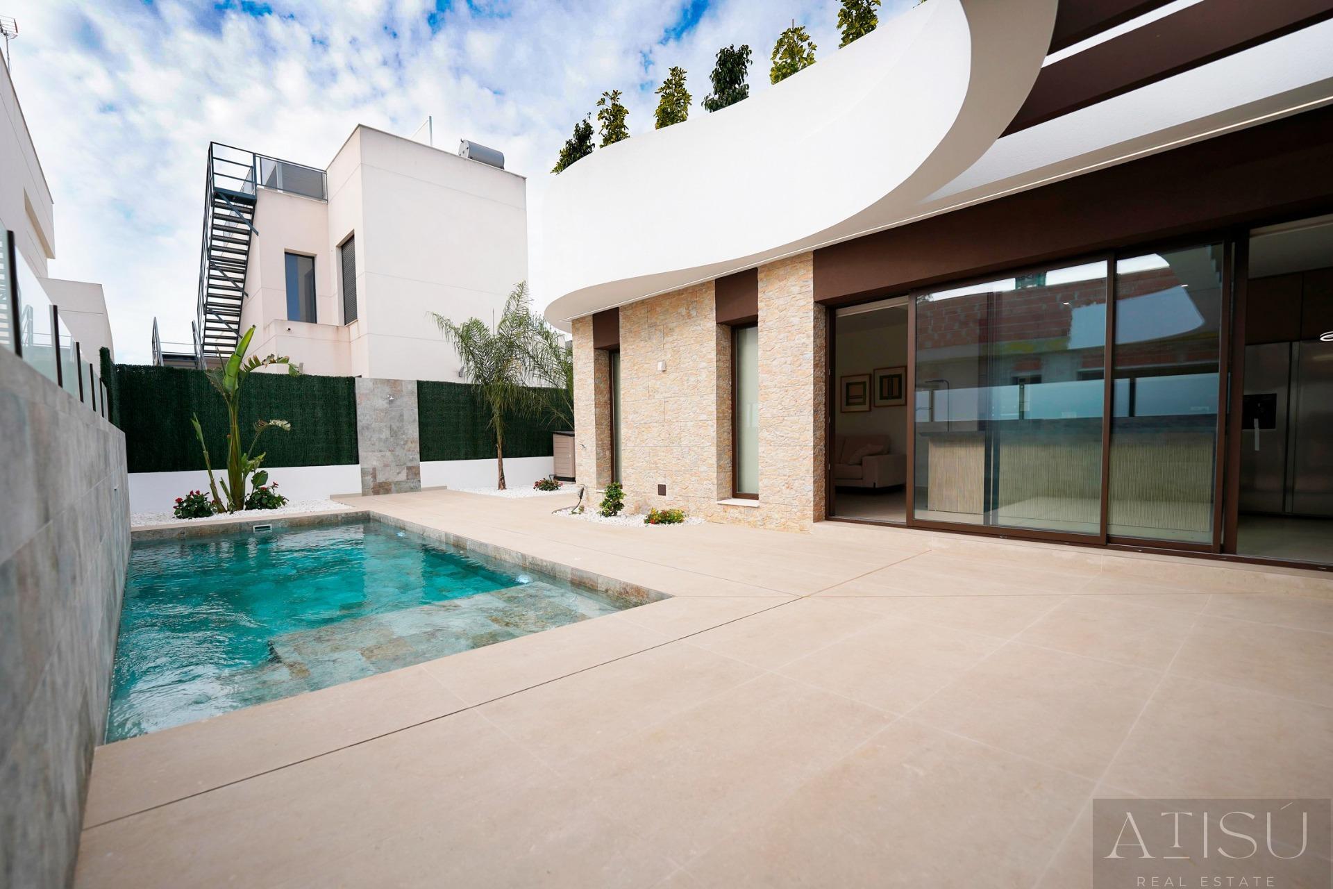 Venta de villa en Almoradi