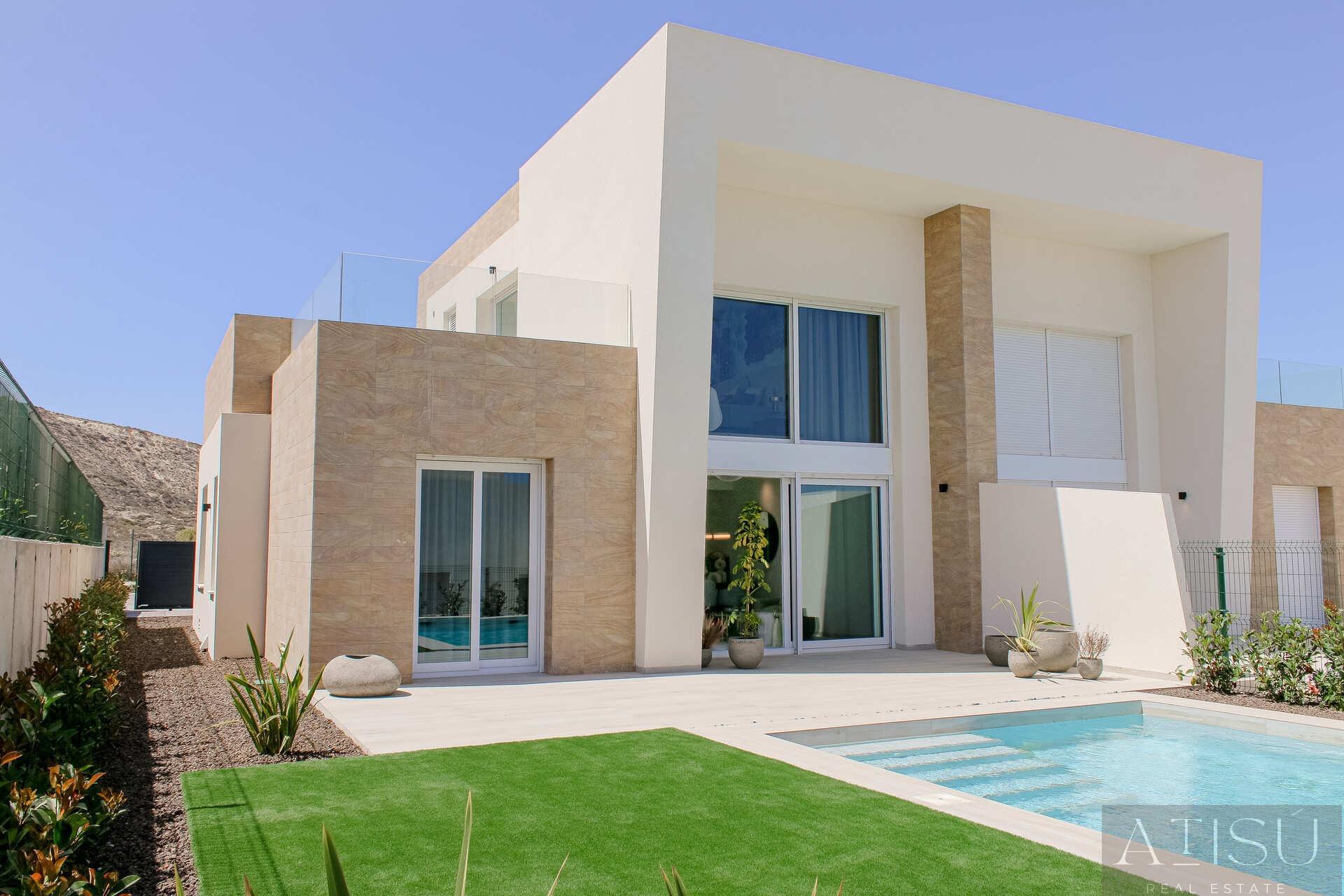 Venta de villa en Algorfa