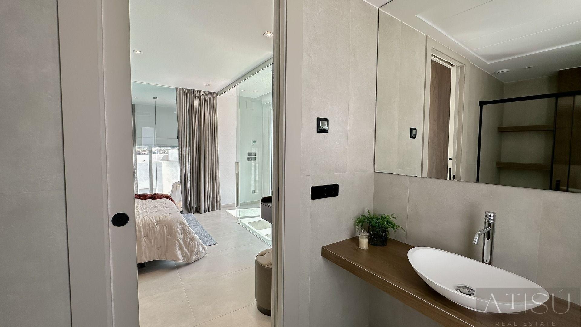 Venta de villa en Algorfa