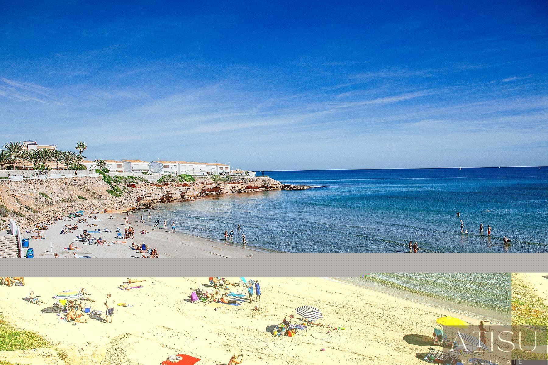 Venta de villa en Orihuela costa