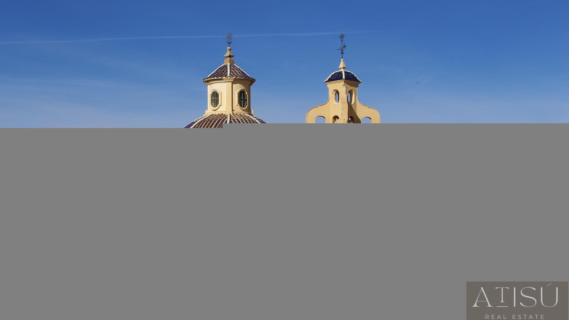 Venta de villa en Cox