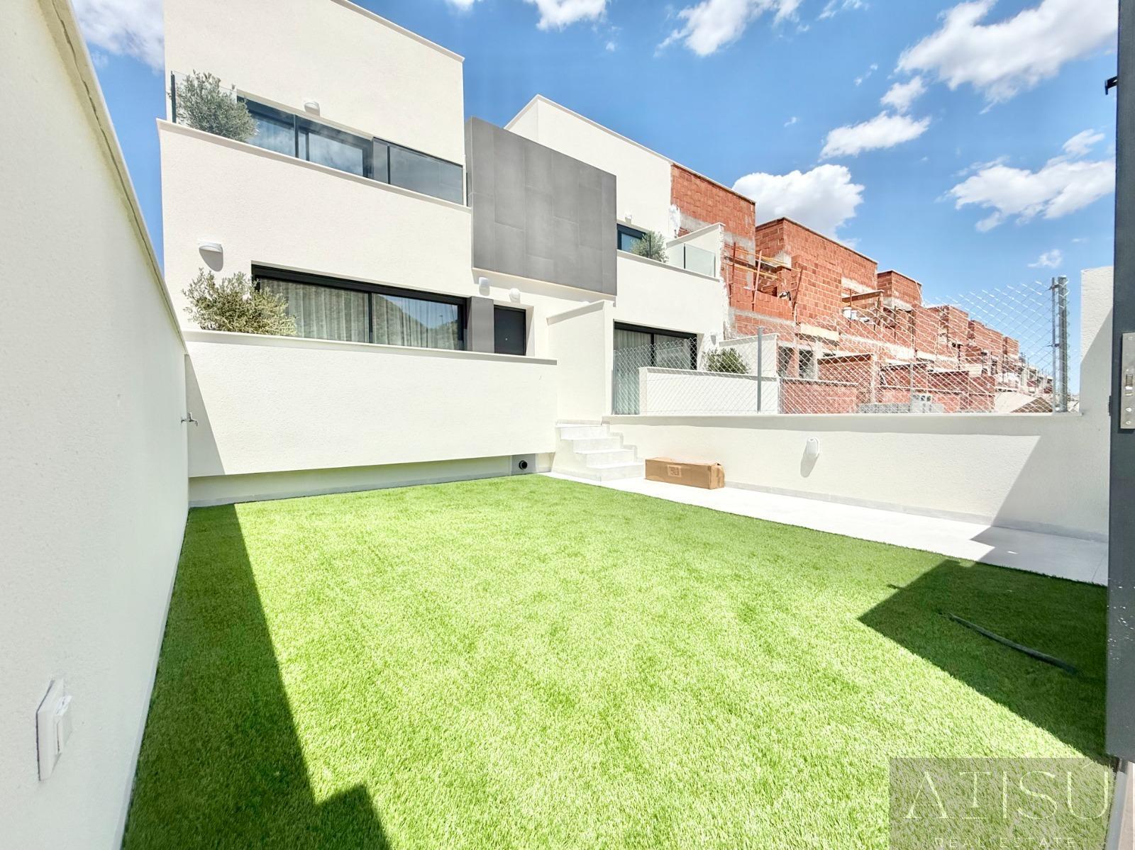 Venta de villa en Cox