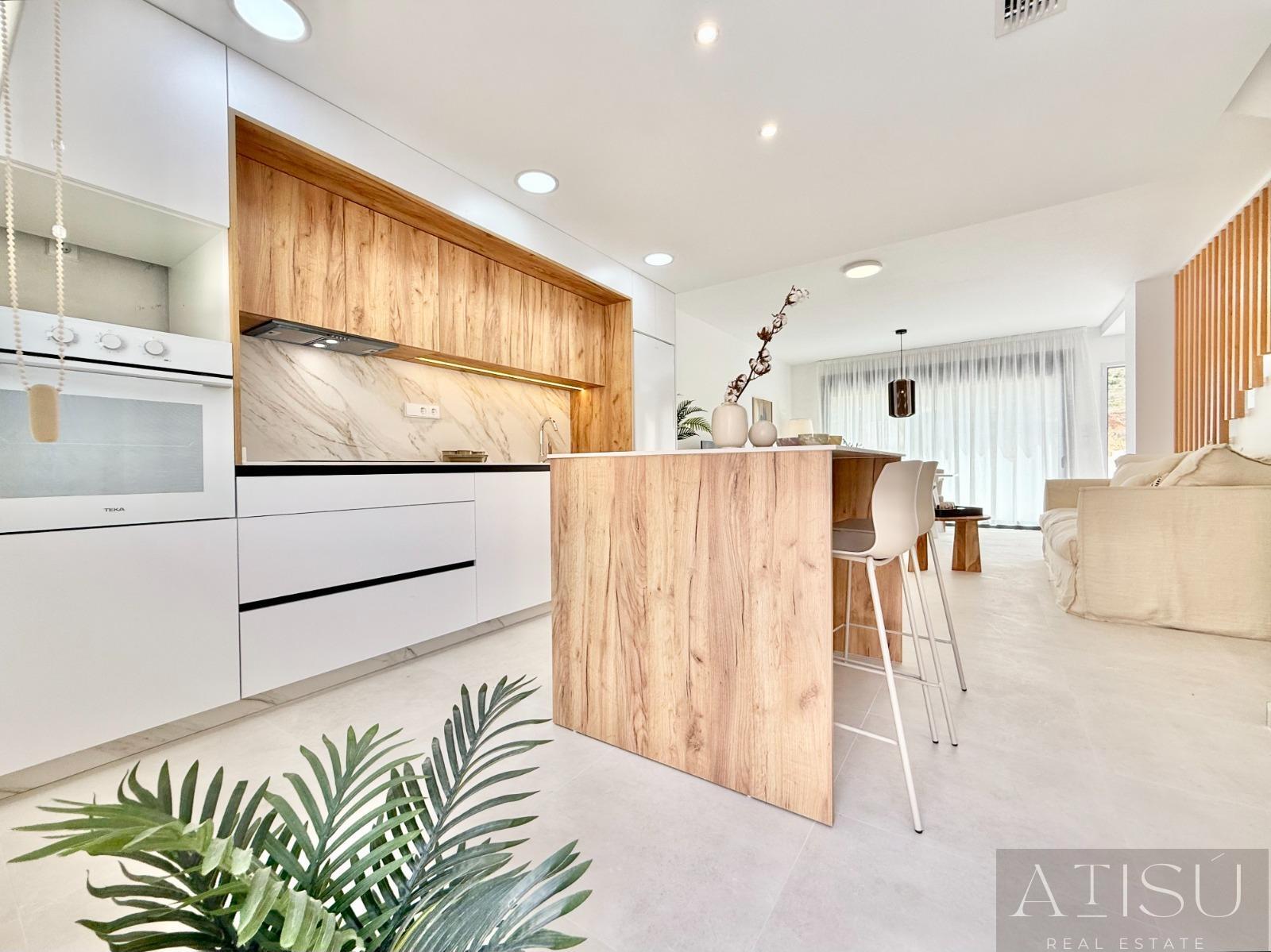 Venta de villa en Cox