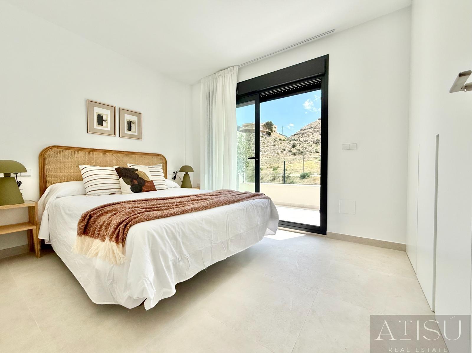 Venta de villa en Cox