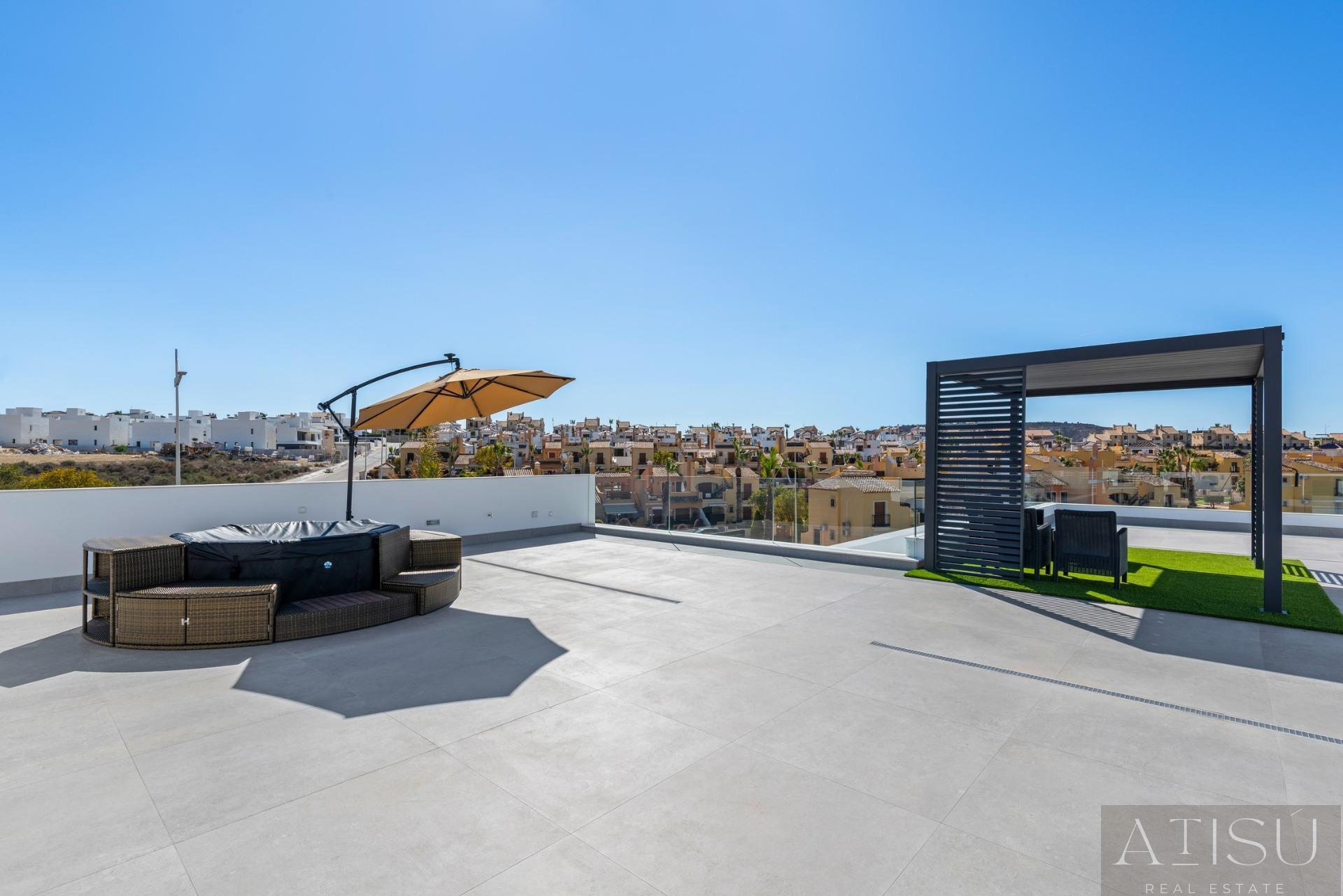 Venta de villa en Algorfa