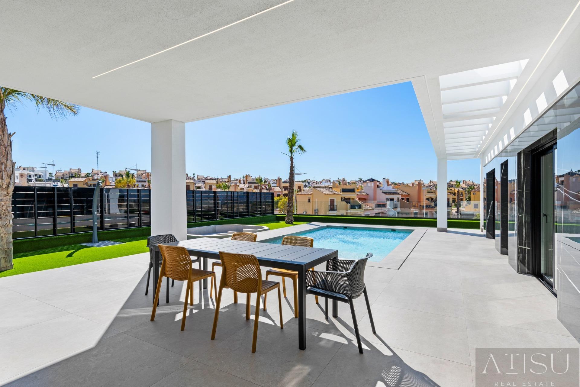 Venta de villa en Algorfa