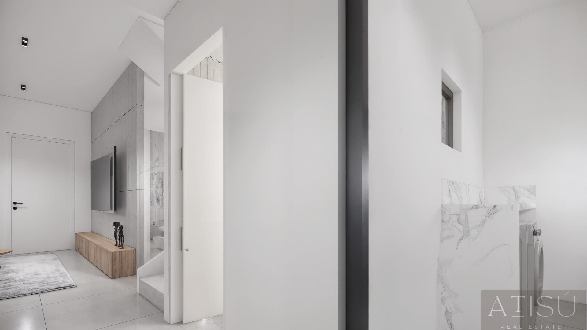 Venta de villa en Los montesinos