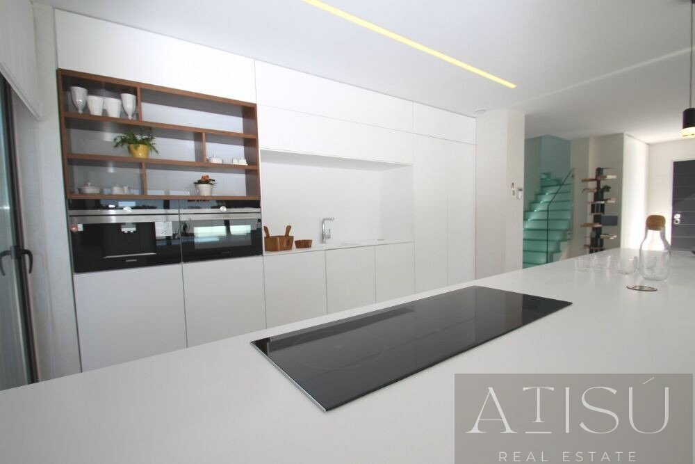 Venta de villa en Orihuela costa