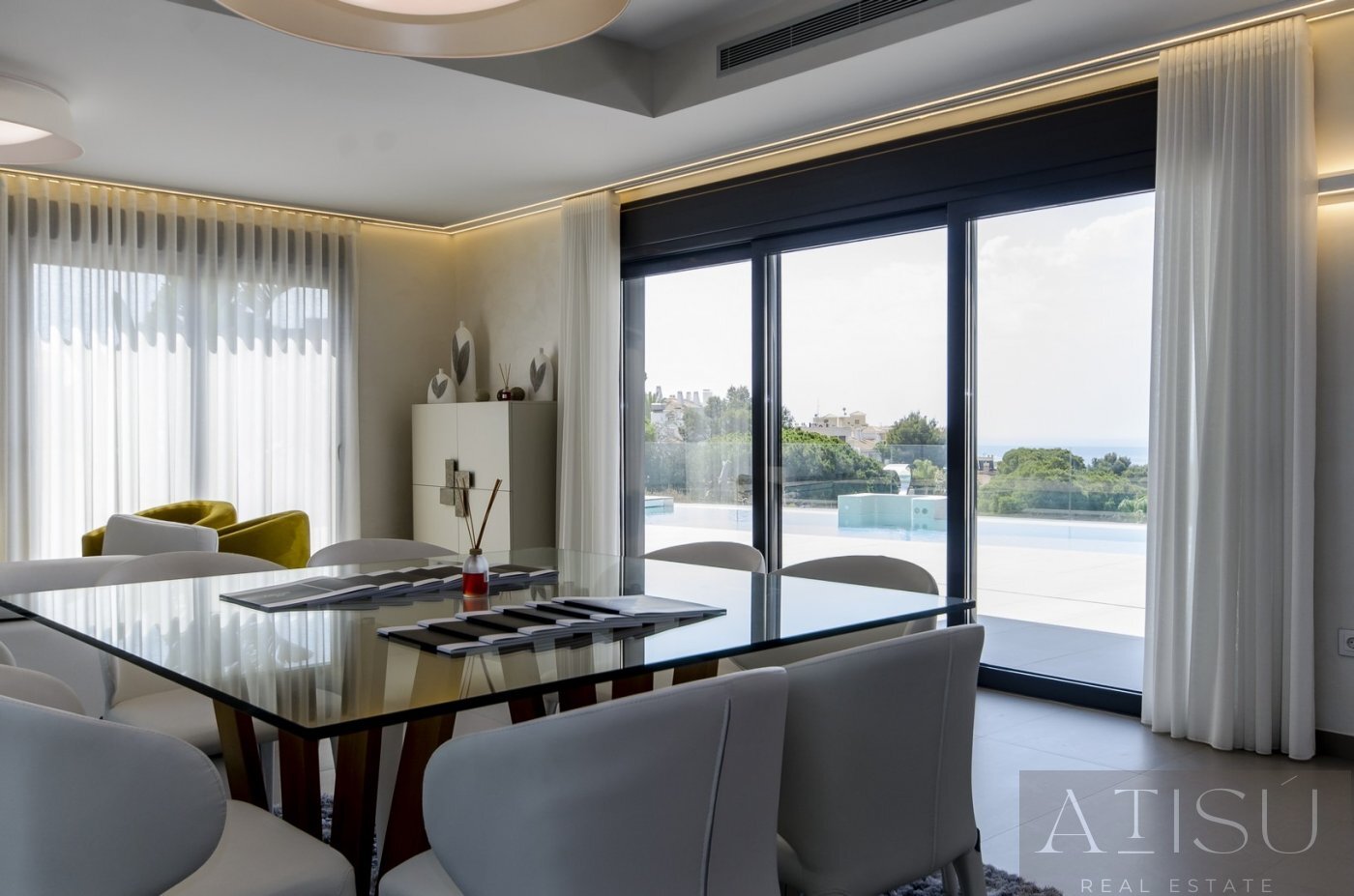 Venta de villa en Orihuela costa