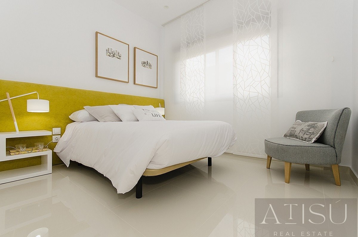 Venta de villa en Orihuela costa