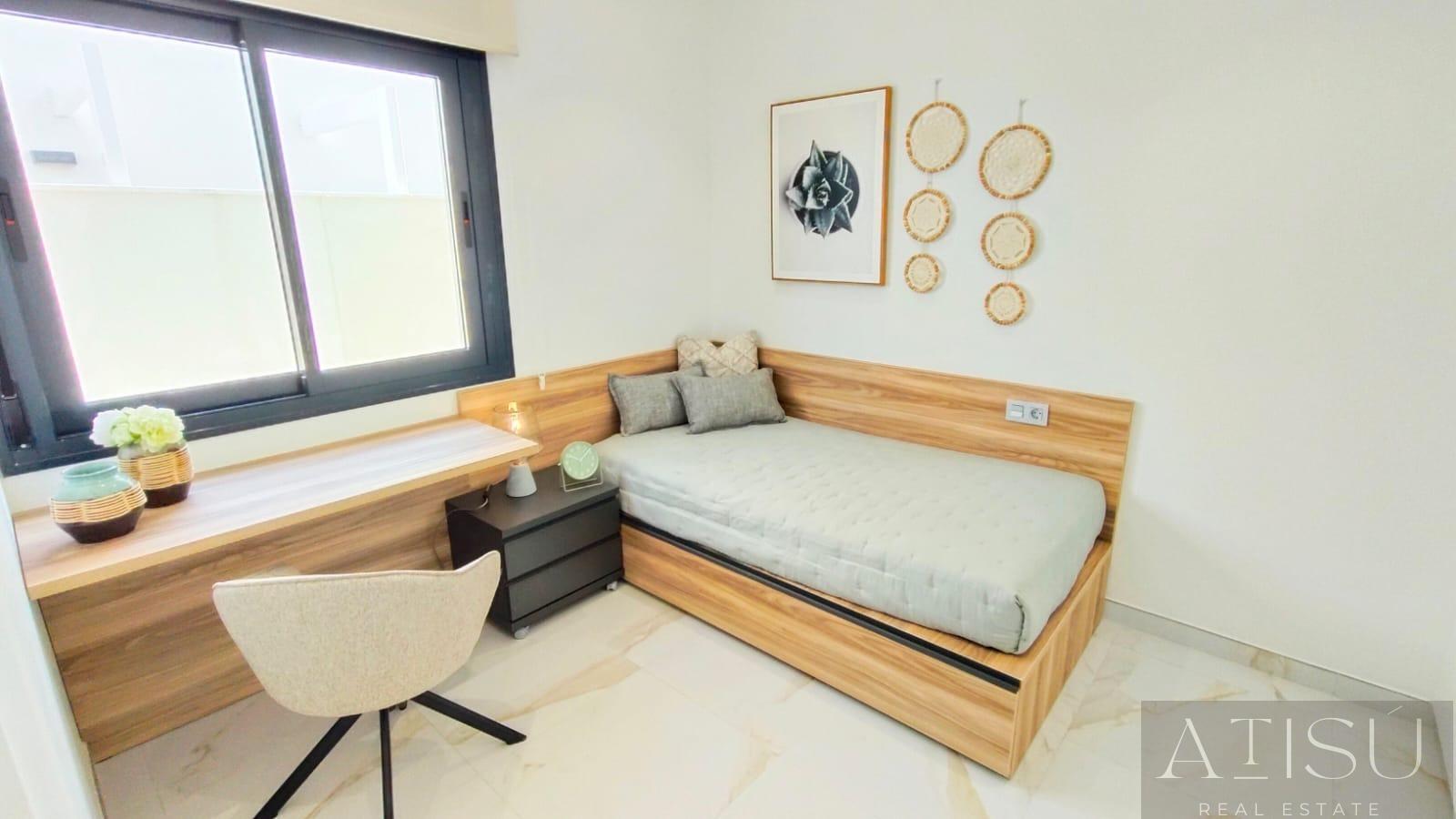 Venta de villa en Pilar de la horadada