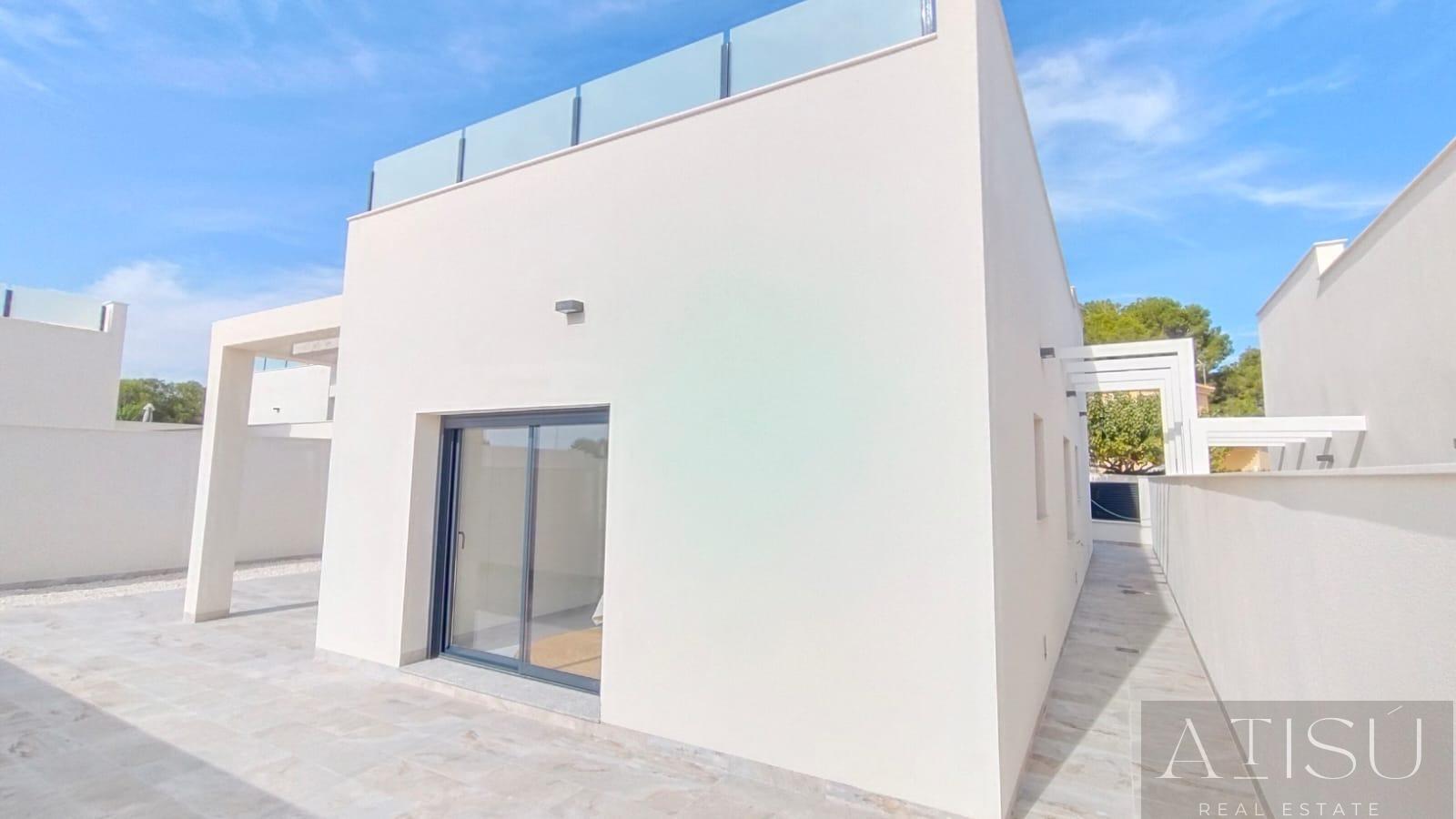 Venta de villa en Pilar de la horadada