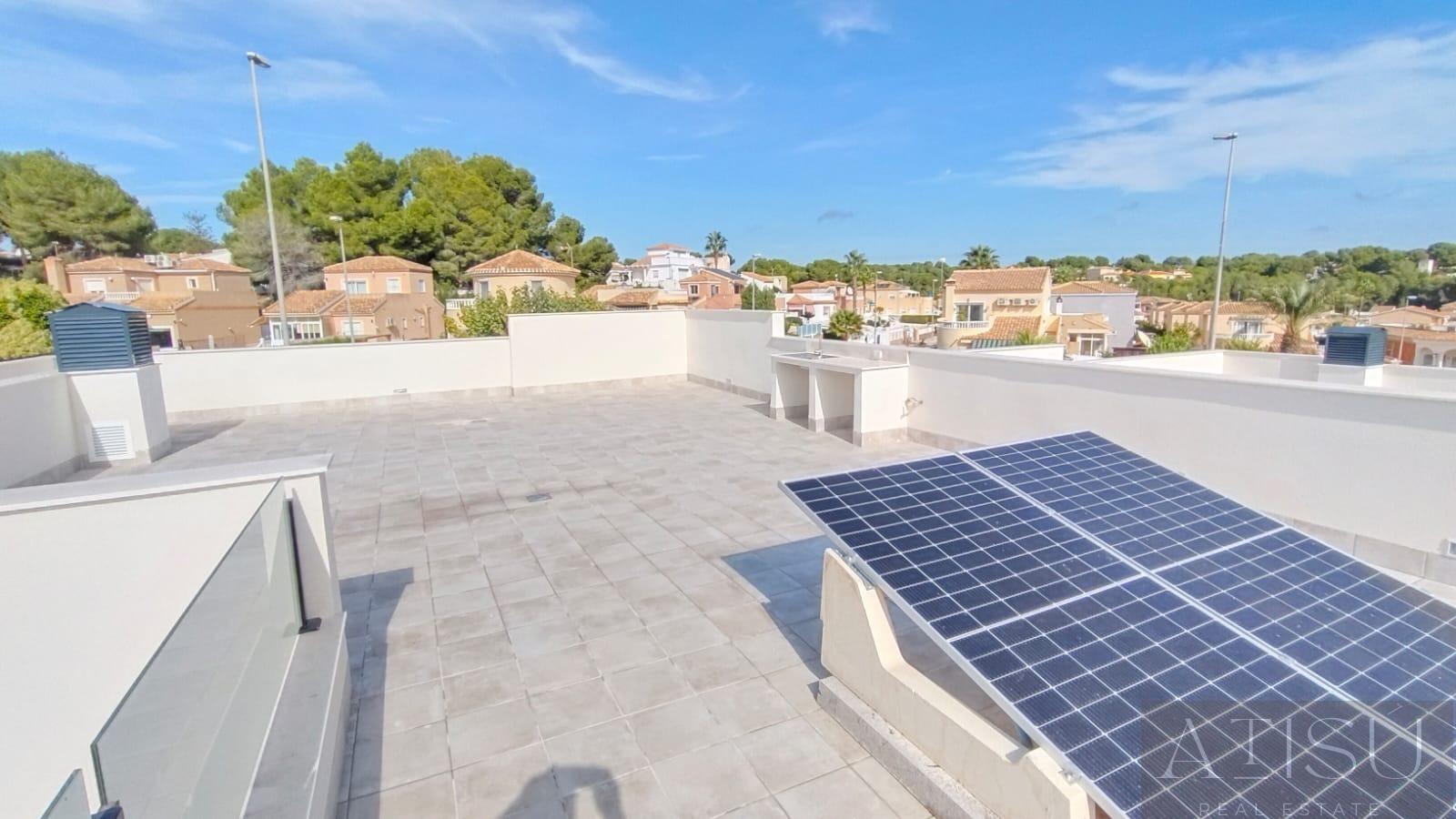 Venta de villa en Pilar de la horadada