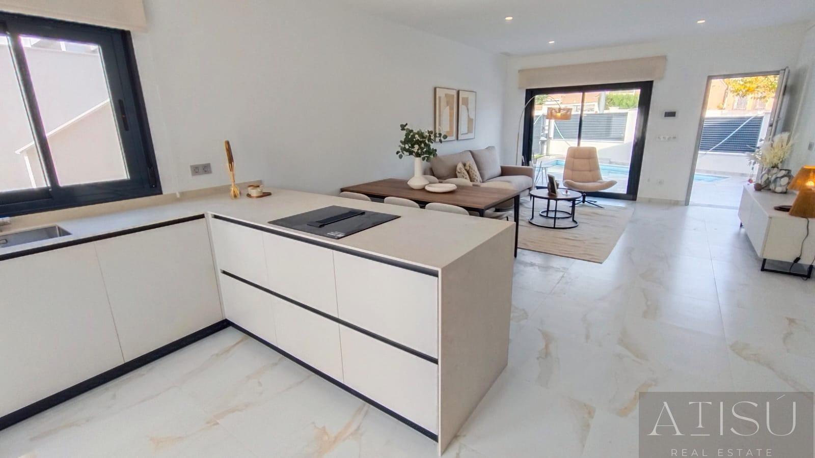 Venta de villa en Pilar de la horadada