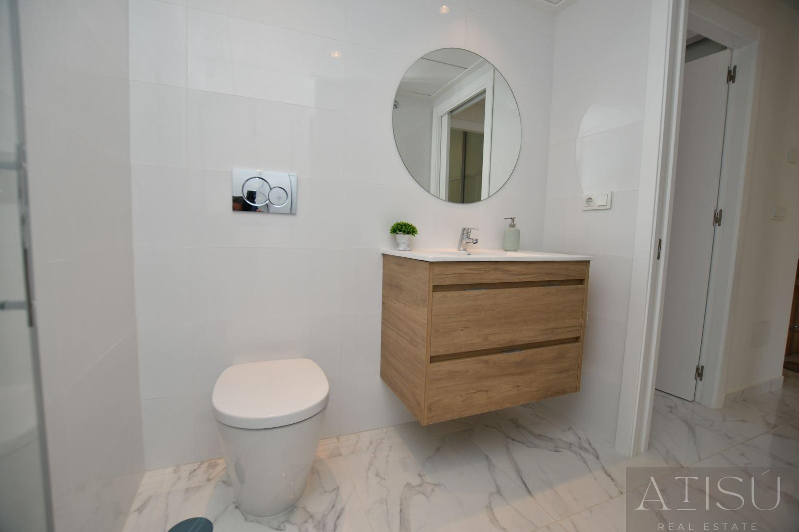 Venta de bungalow en San miguel de salinas