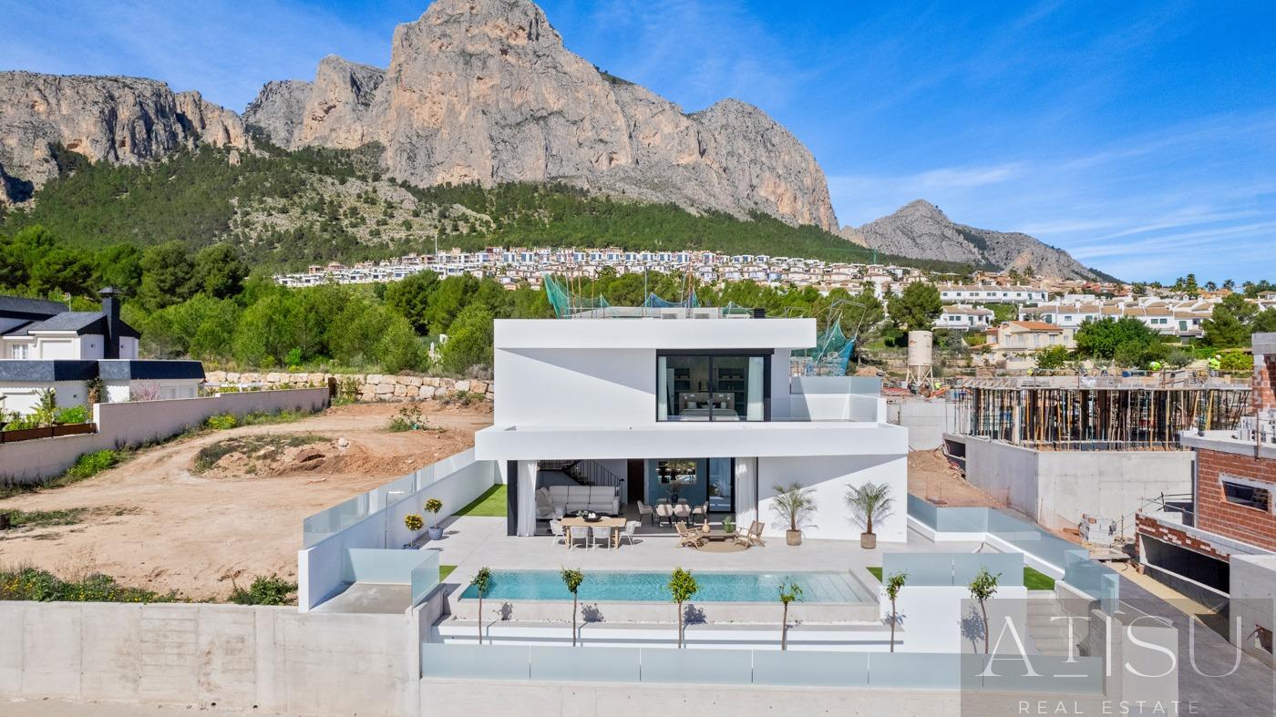 Venta de villa en Polop