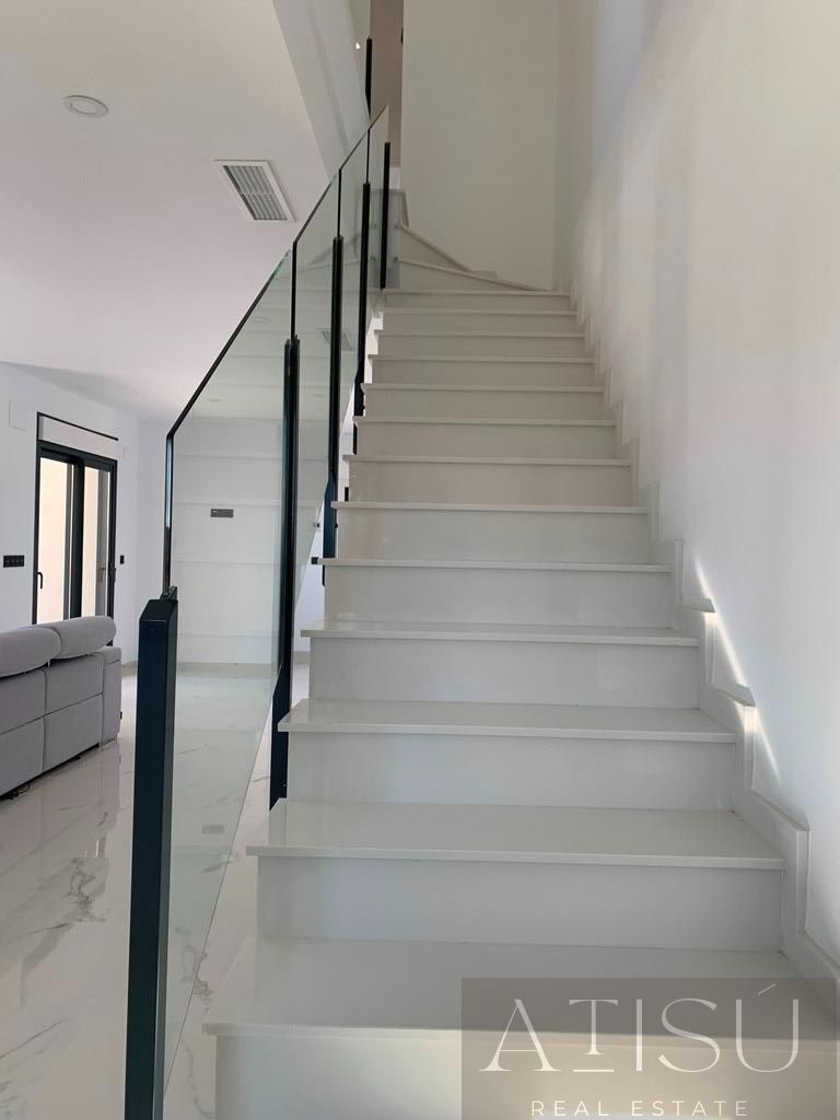 Venta de villa en Pinoso