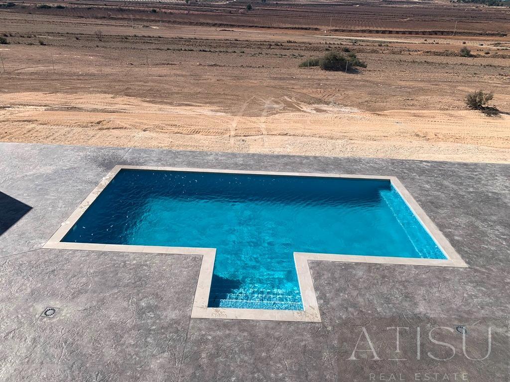 Venta de villa en Pinoso