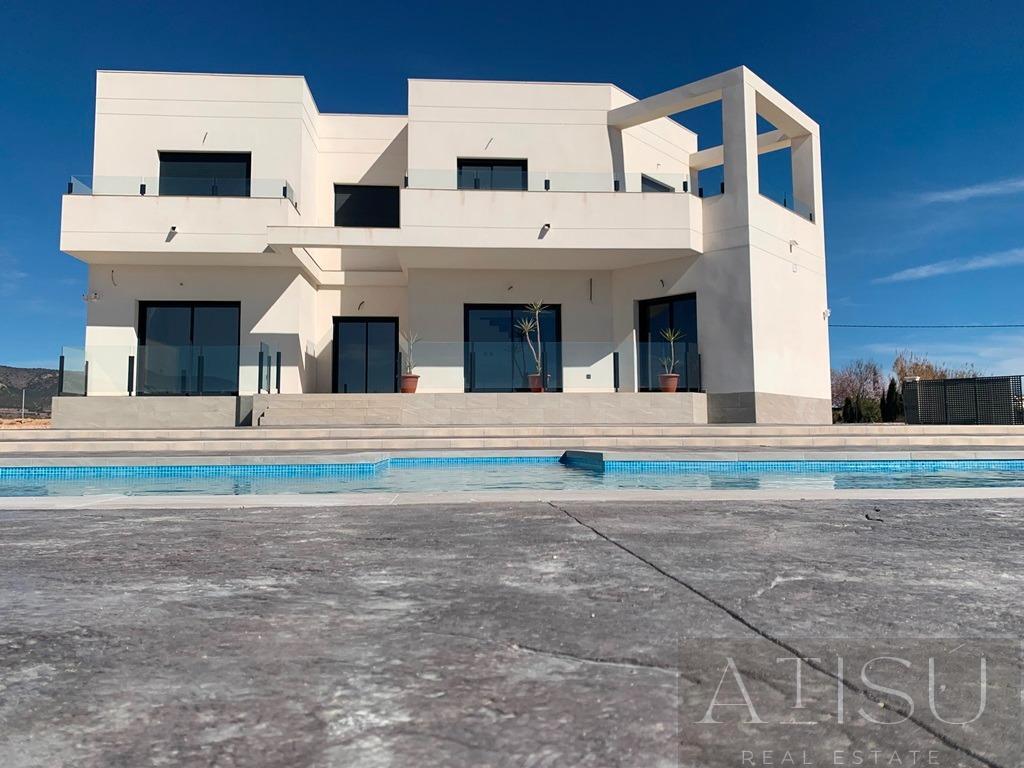 Venta de villa en Pinoso