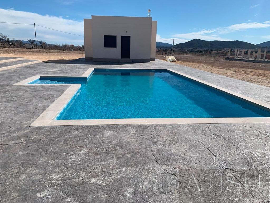 Venta de villa en Pinoso