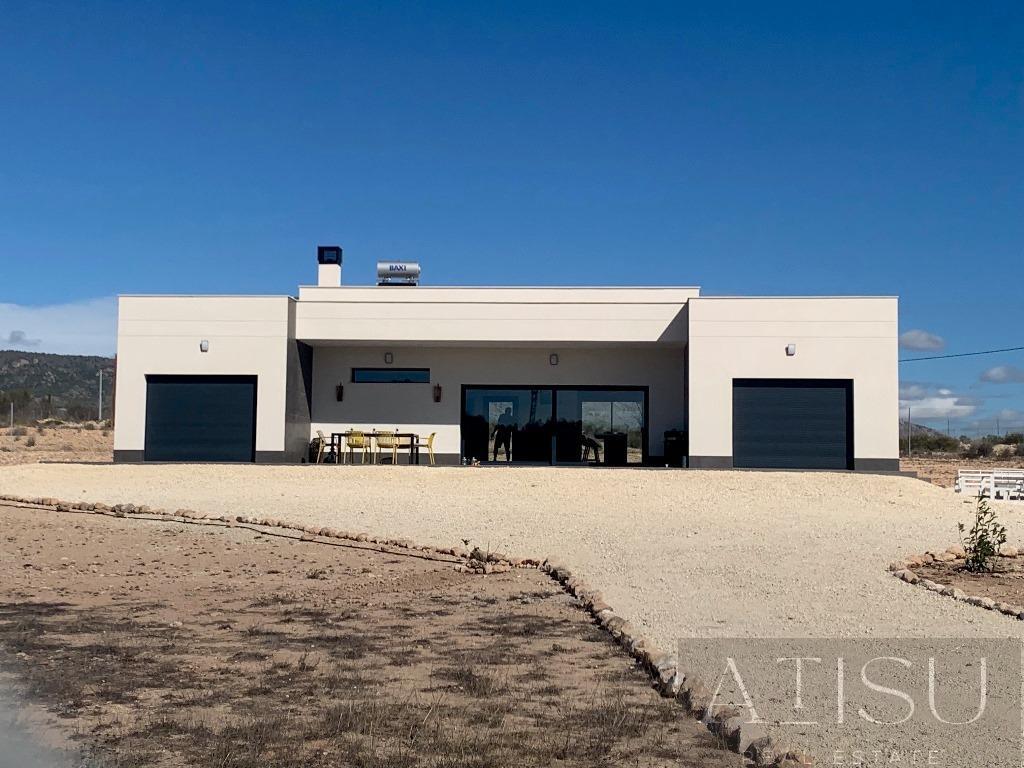 Venta de villa en Pinoso