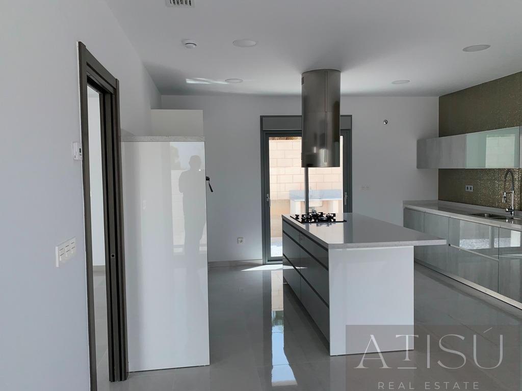 Venta de villa en Pinoso