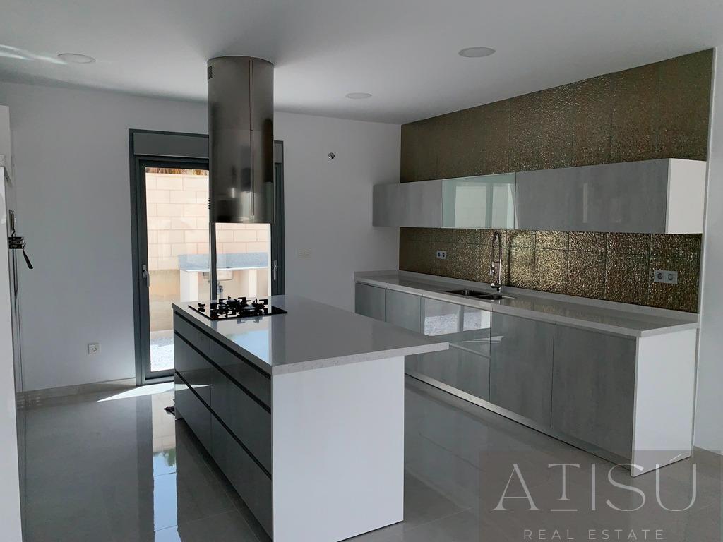 Venta de villa en Pinoso