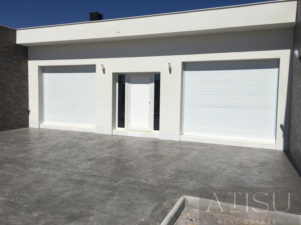 Venta de villa en Pinoso