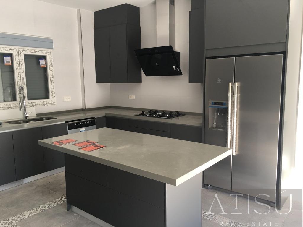 Venta de villa en Pinoso