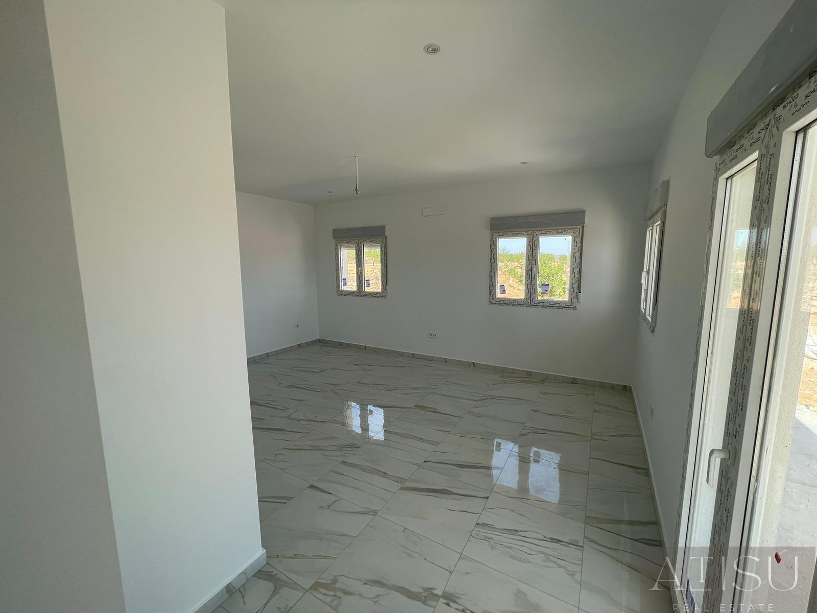 Venta de villa en Pinoso