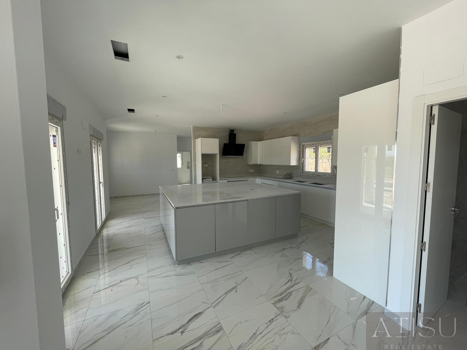 Venta de villa en Pinoso