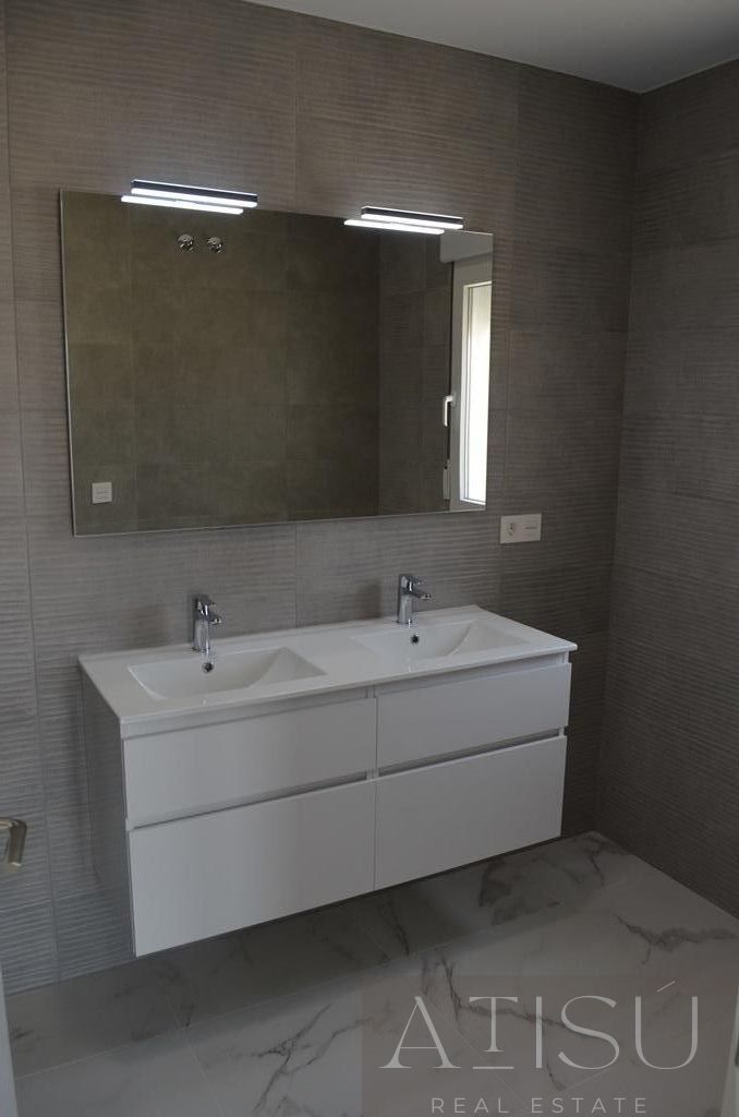 Venta de villa en Pinoso