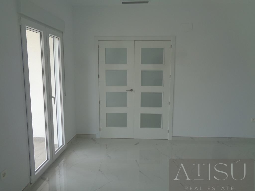 Venta de villa en Pinoso