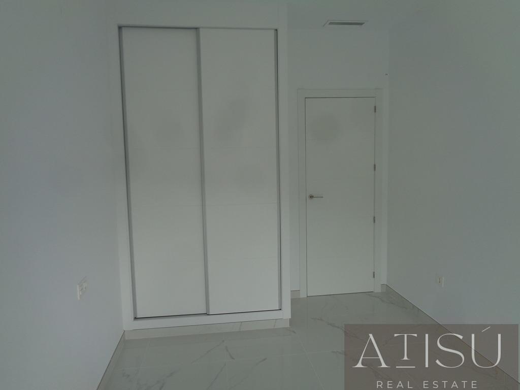 Venta de villa en Pinoso