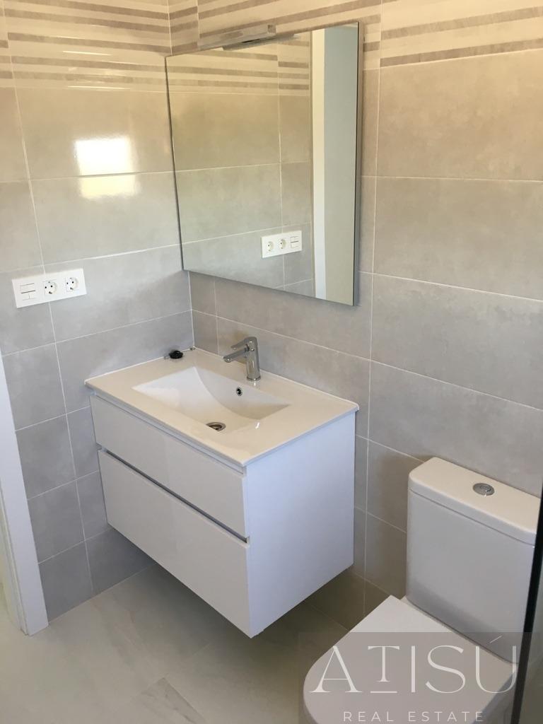 Venta de villa en Pinoso