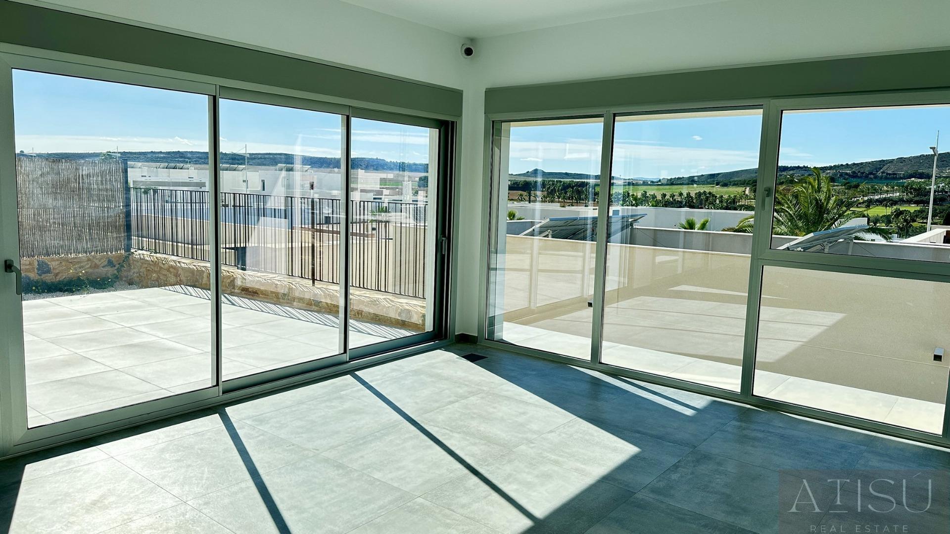 Venta de villa en Algorfa