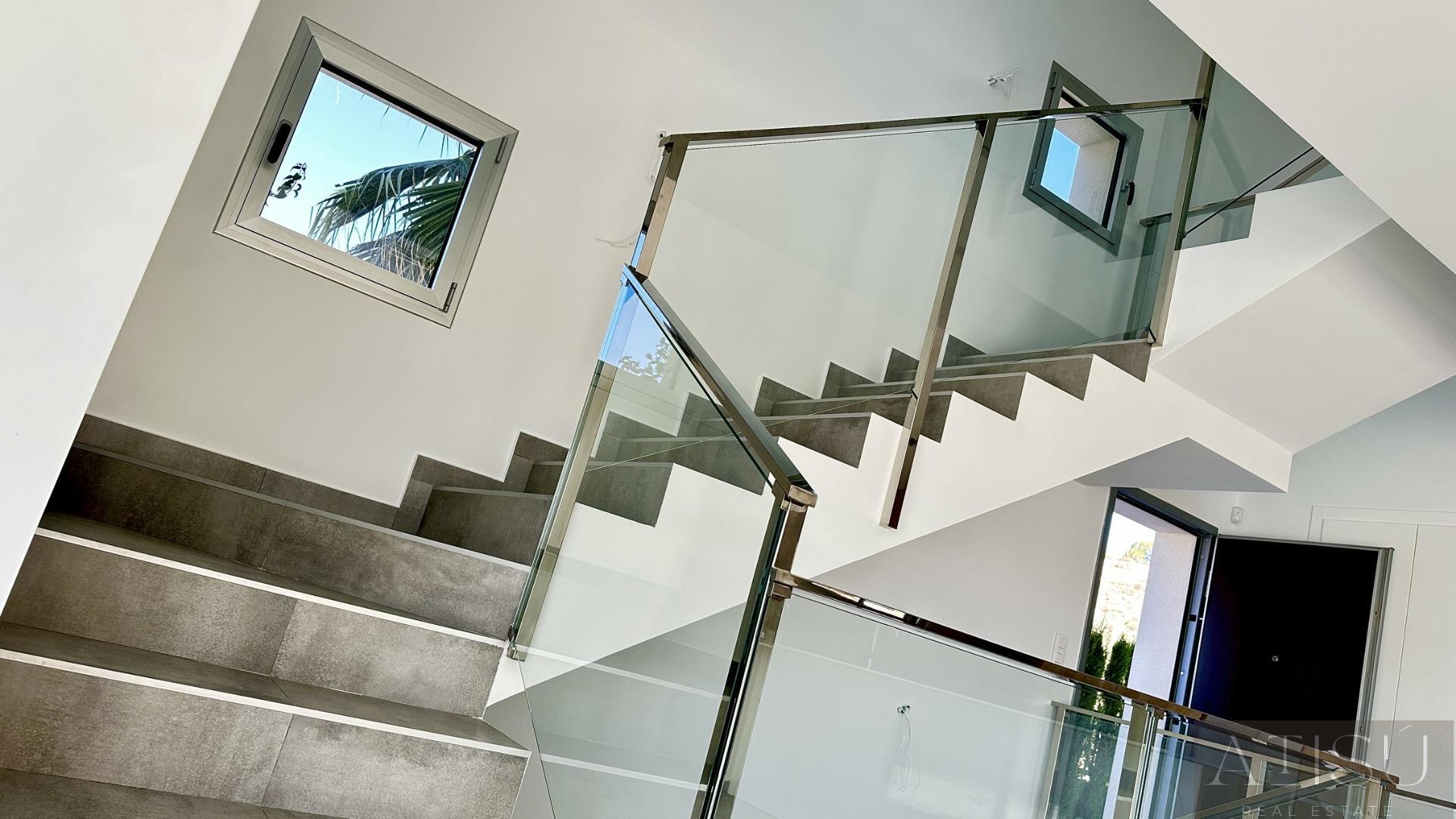 Venta de villa en Algorfa