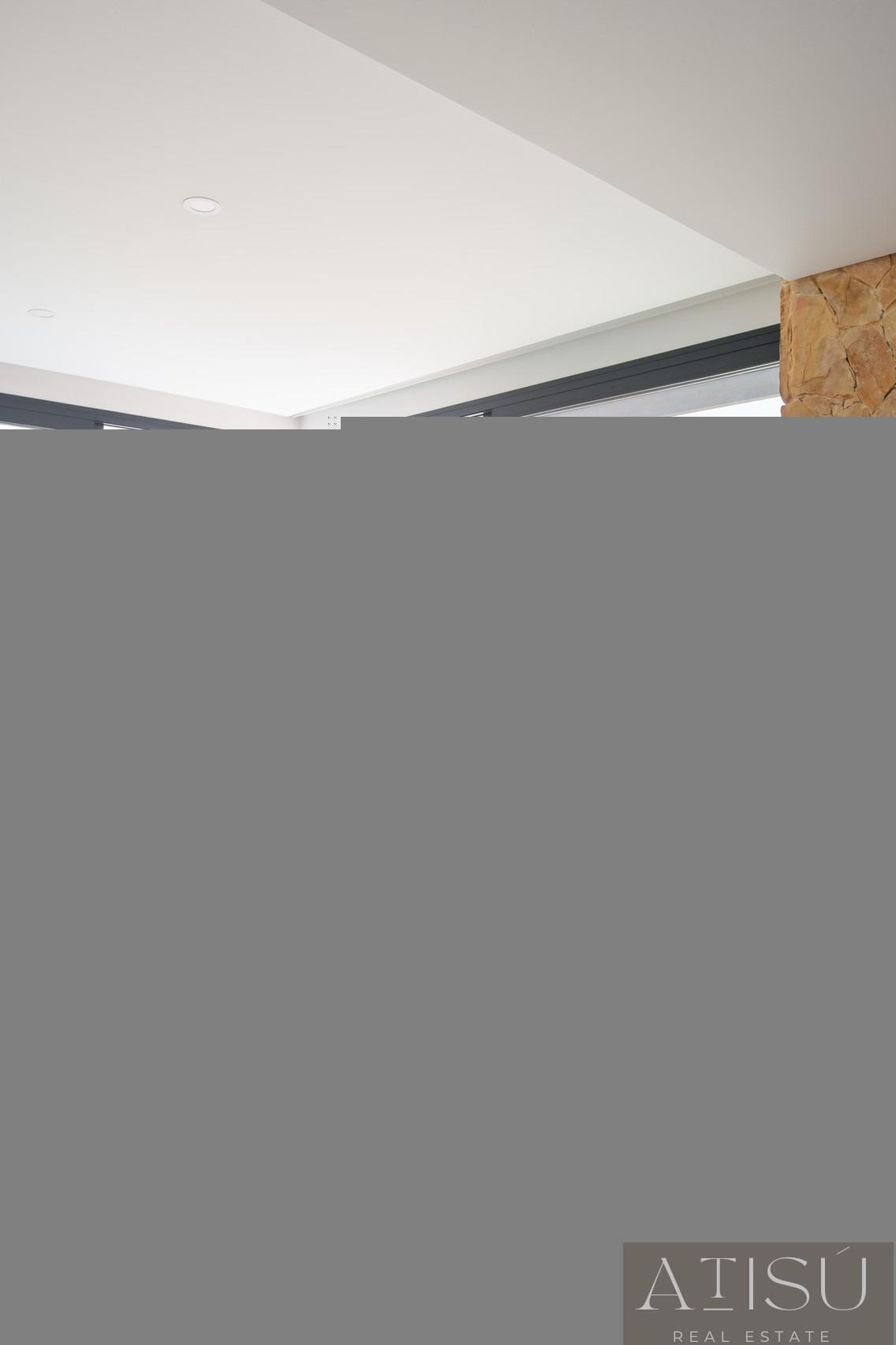 Venta de villa en Orihuela costa