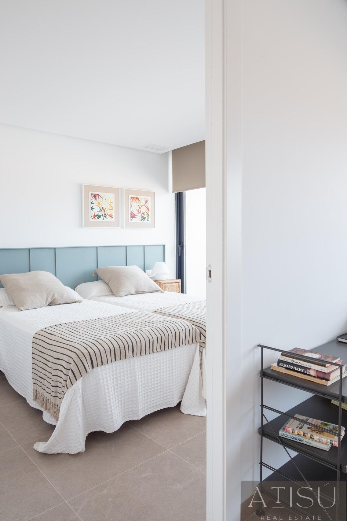 Venta de villa en Orihuela costa