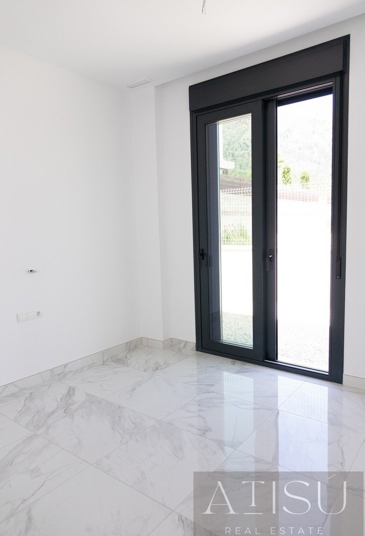 Venta de villa en Polop