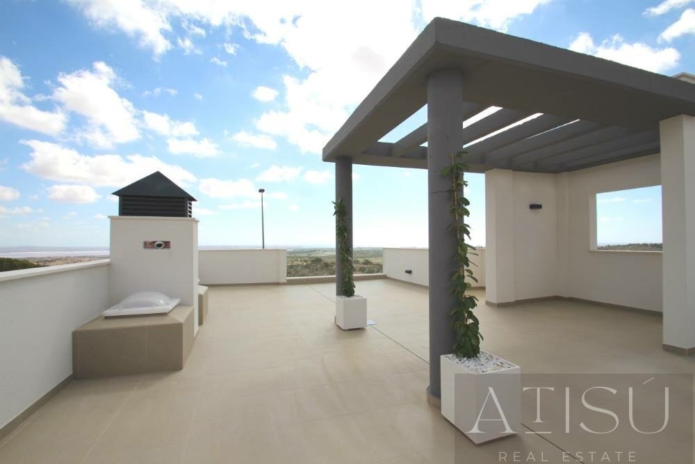 Venta de villa en San miguel de salinas