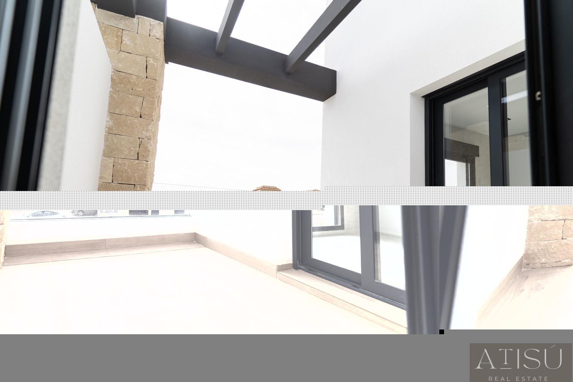 Venta de villa en Orihuela costa