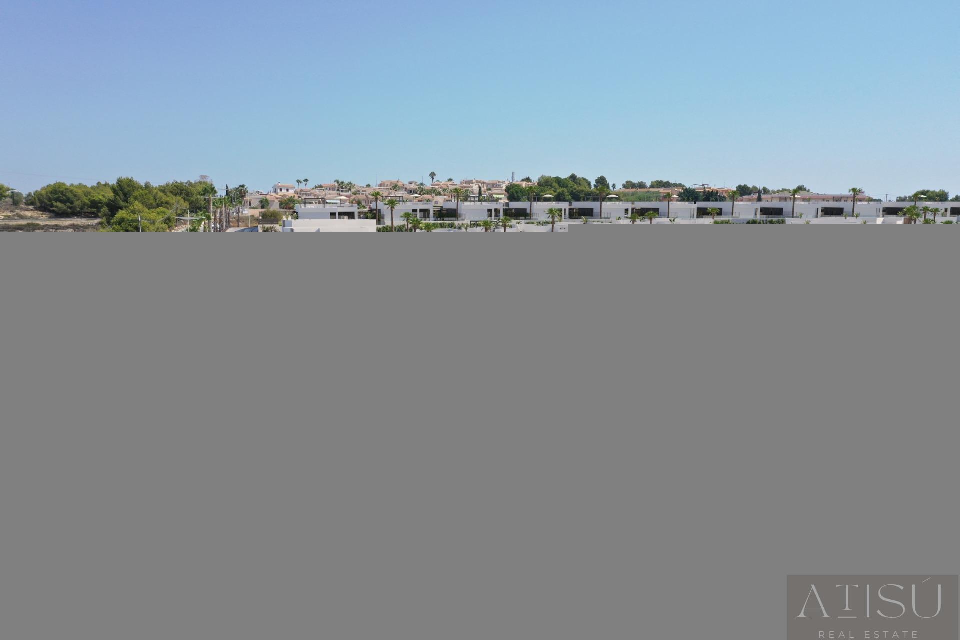 Venta de villa en Algorfa