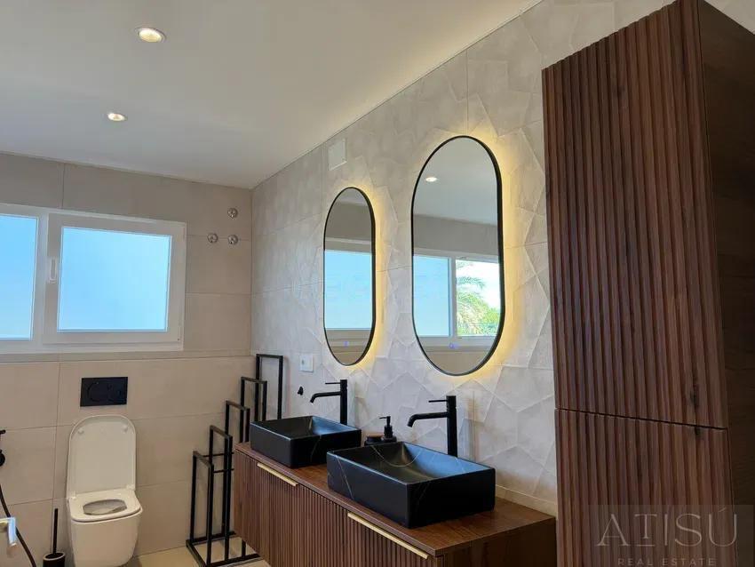 Venta de villa en San Juan de Alicante